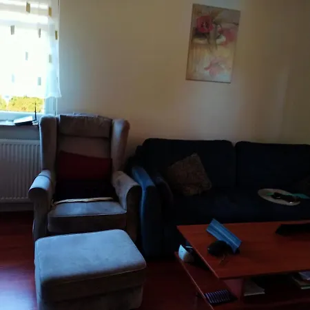 شقة Dom Nad Jeziorem